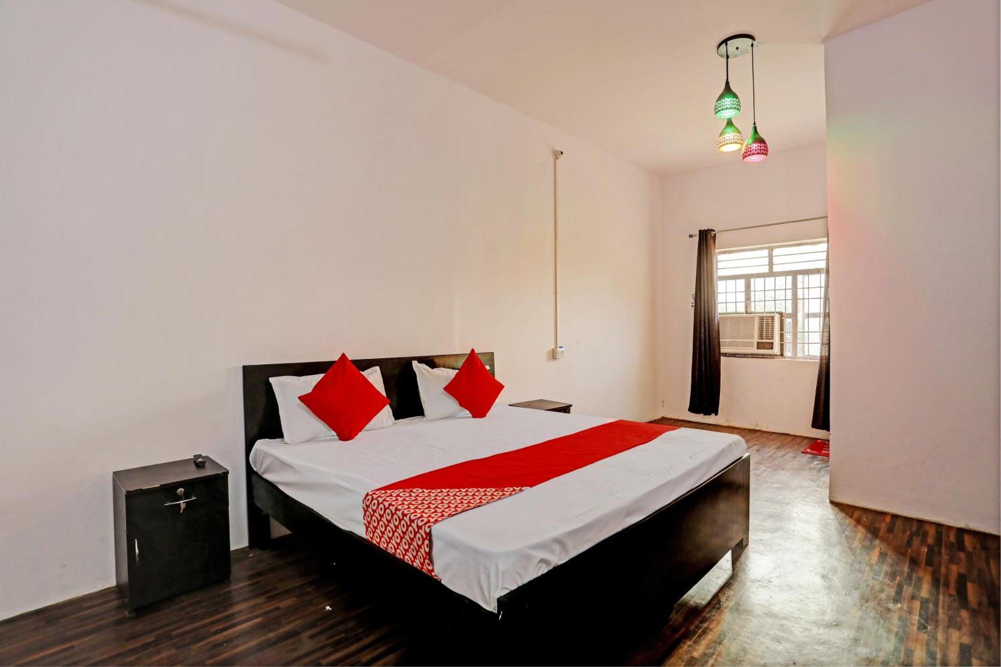 Hotel O Samrat กาเซียบัด ภายนอก รูปภาพ
