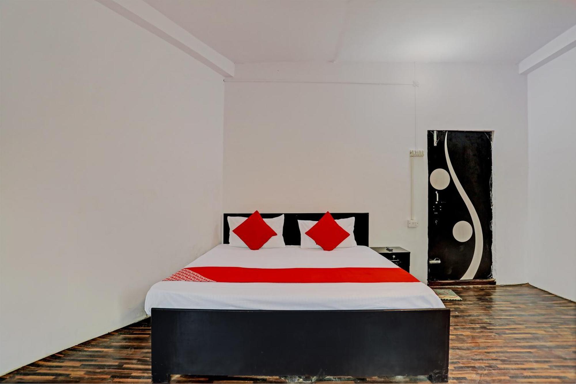 Hotel O Samrat กาเซียบัด ภายนอก รูปภาพ