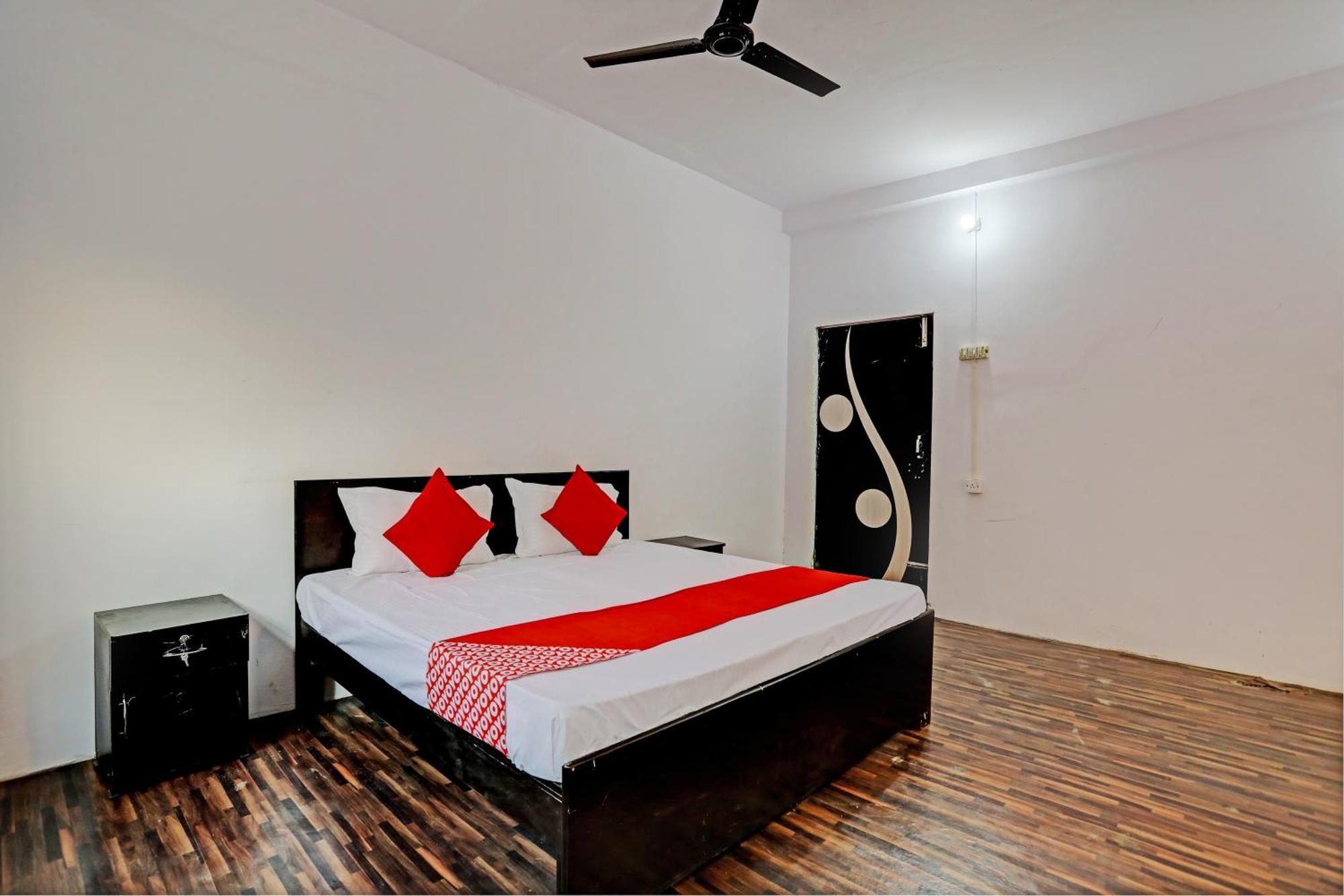 Hotel O Samrat กาเซียบัด ภายนอก รูปภาพ